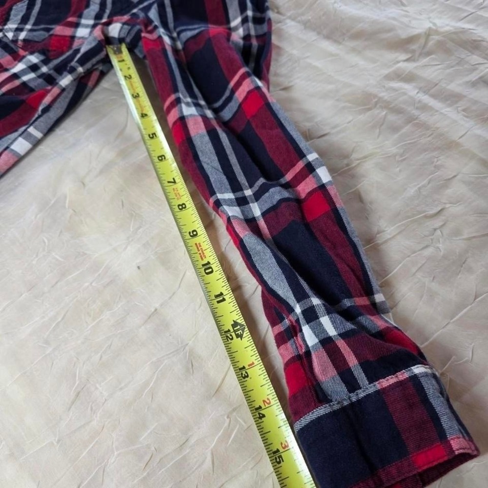 Old Navy Classic Flannel Plaid Button Down Shirt Red Navy White Womens Medium - Picture 5 of 5
